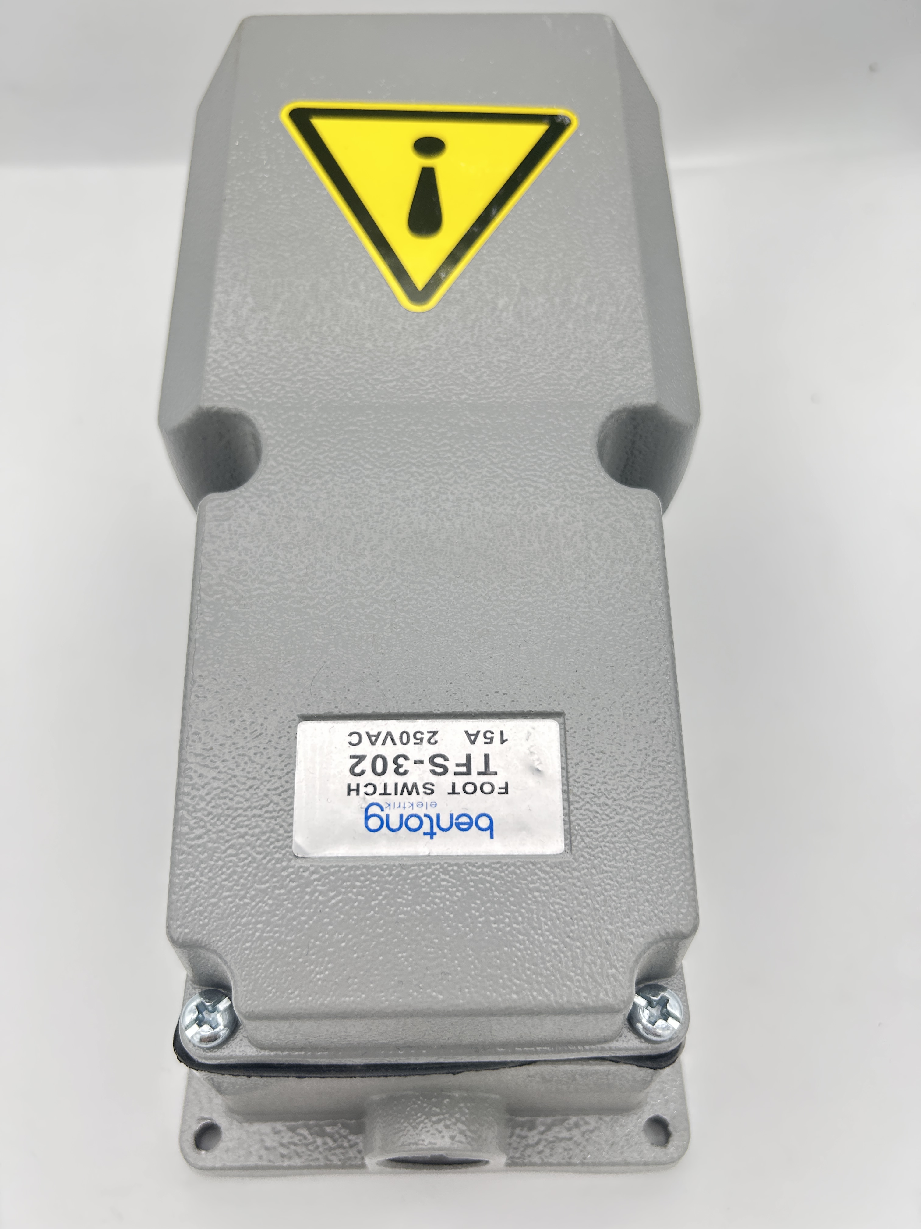 脚踏开关 TFS-302 15A/250VAC
